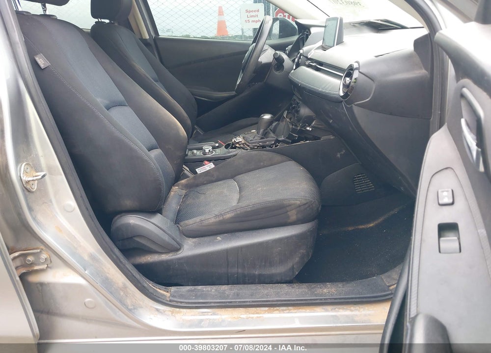 2016 SCION IA VIN: 3MYDLBZV8GY127681