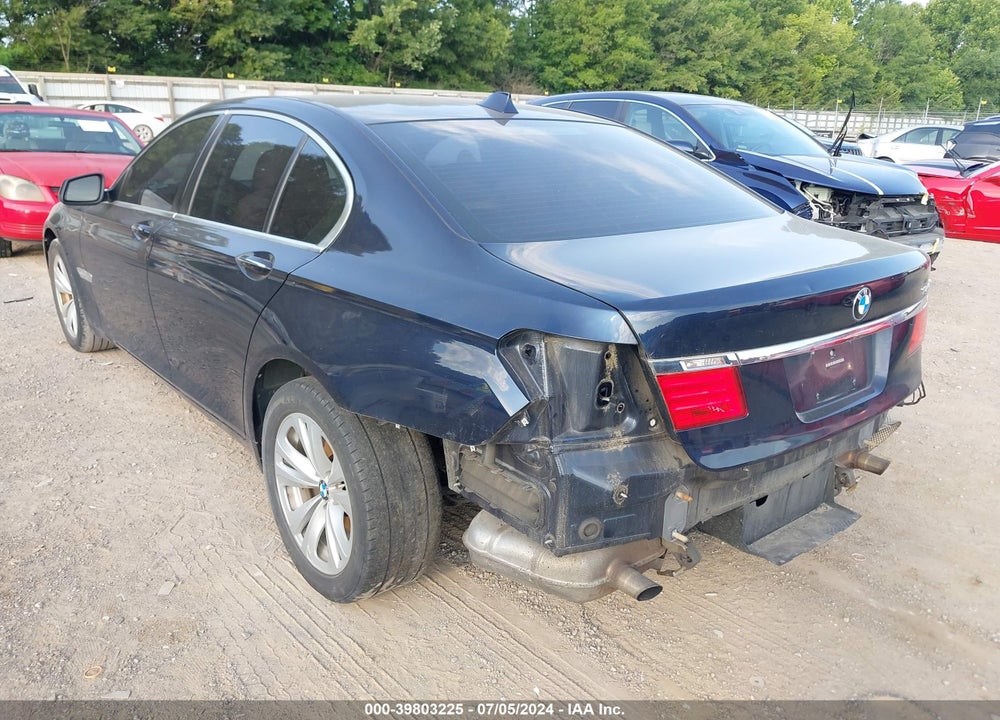 2011 BMW 740I VIN: WBAKA4C5XBC612421