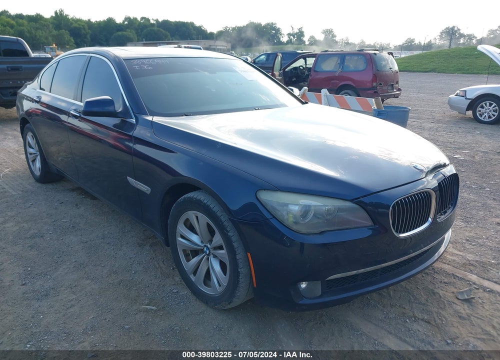 2011 BMW 740I VIN: WBAKA4C5XBC612421