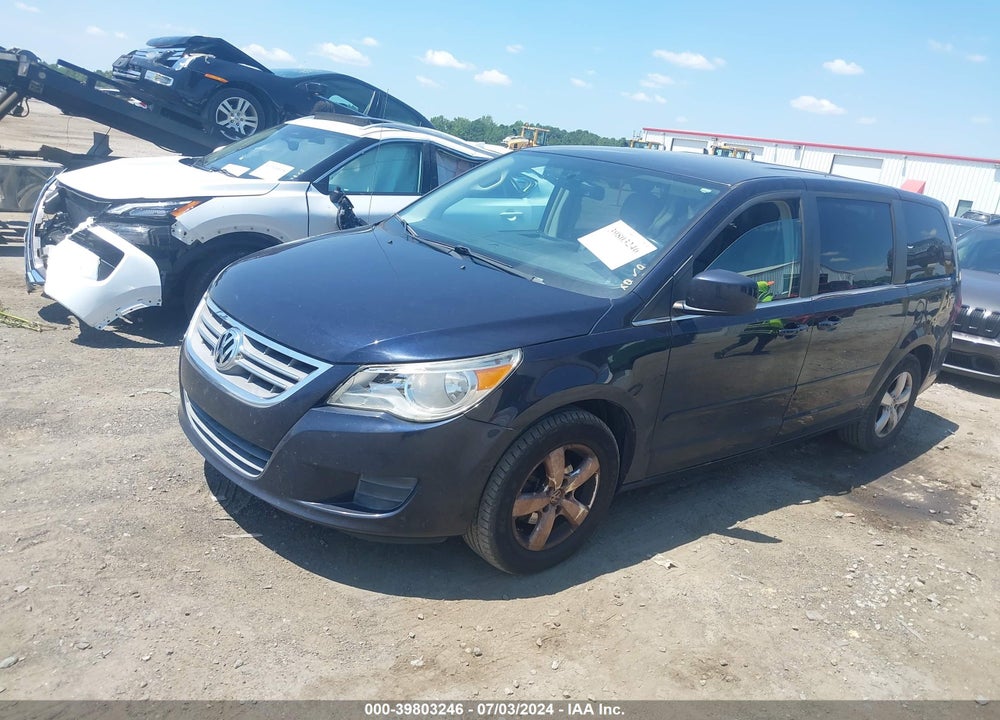 2010 VOLKSWAGEN ROUTAN SE VIN: 2V4RW3D19AR424364