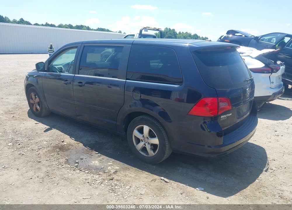2010 VOLKSWAGEN ROUTAN SE VIN: 2V4RW3D19AR424364