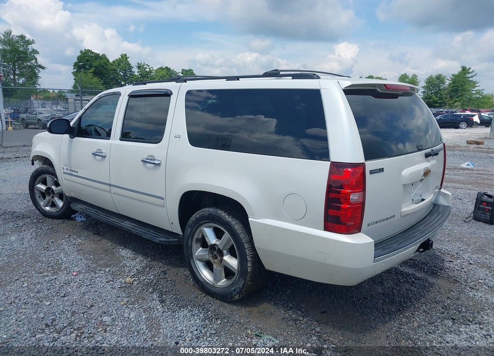 2010 CHEVROLET SUBURBAN 1500 LTZ VIN: 1GNUKKE35AR292159