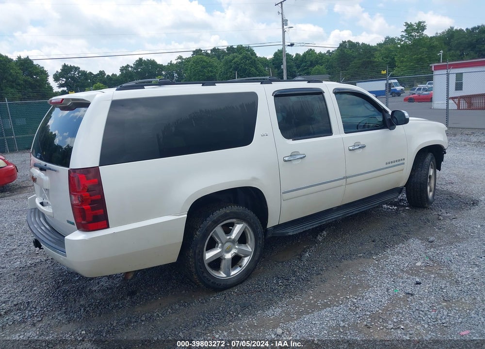 2010 CHEVROLET SUBURBAN 1500 LTZ VIN: 1GNUKKE35AR292159