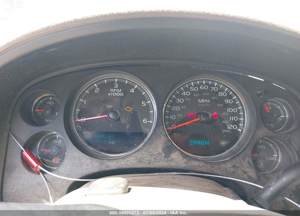 2010 CHEVROLET SUBURBAN 1500 LTZ VIN: 1GNUKKE35AR292159