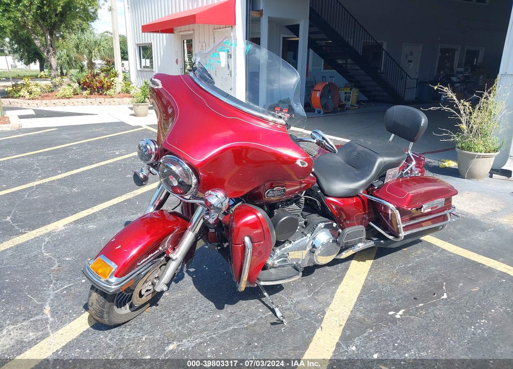 2010 HARLEY-DAVIDSON FLHTCU VIN: 1HD1FC412AB630209