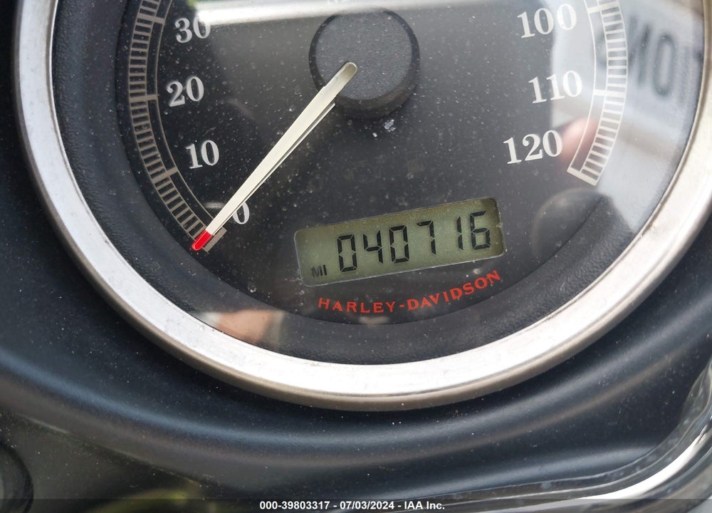 2010 HARLEY-DAVIDSON FLHTCU VIN: 1HD1FC412AB630209