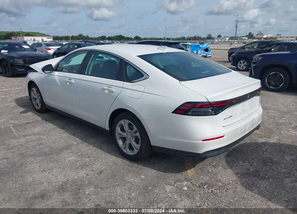 2024 HONDA ACCORD LX VIN: 1HGCY1F26RA037776