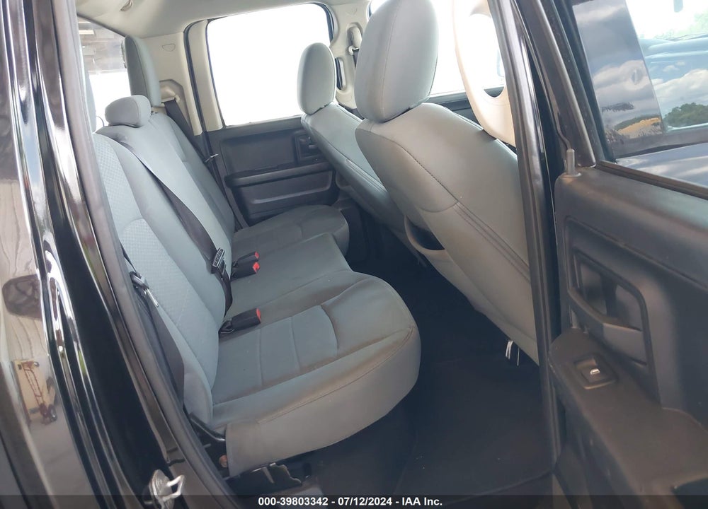 2014 RAM 1500 EXPRESS VIN: 1C6RR6FTXES154011