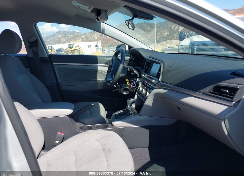 2019 HYUNDAI ELANTRA SEL VIN: KMHD84LF1KU752394