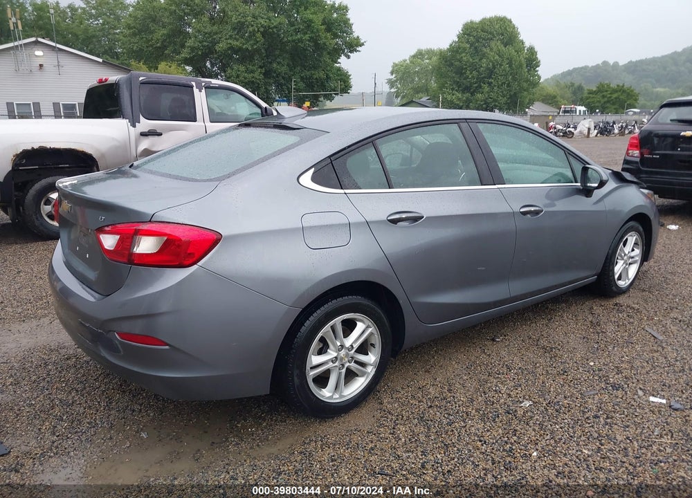 2018 CHEVROLET CRUZE LT AUTO VIN: 1G1BE5SMXJ7206158