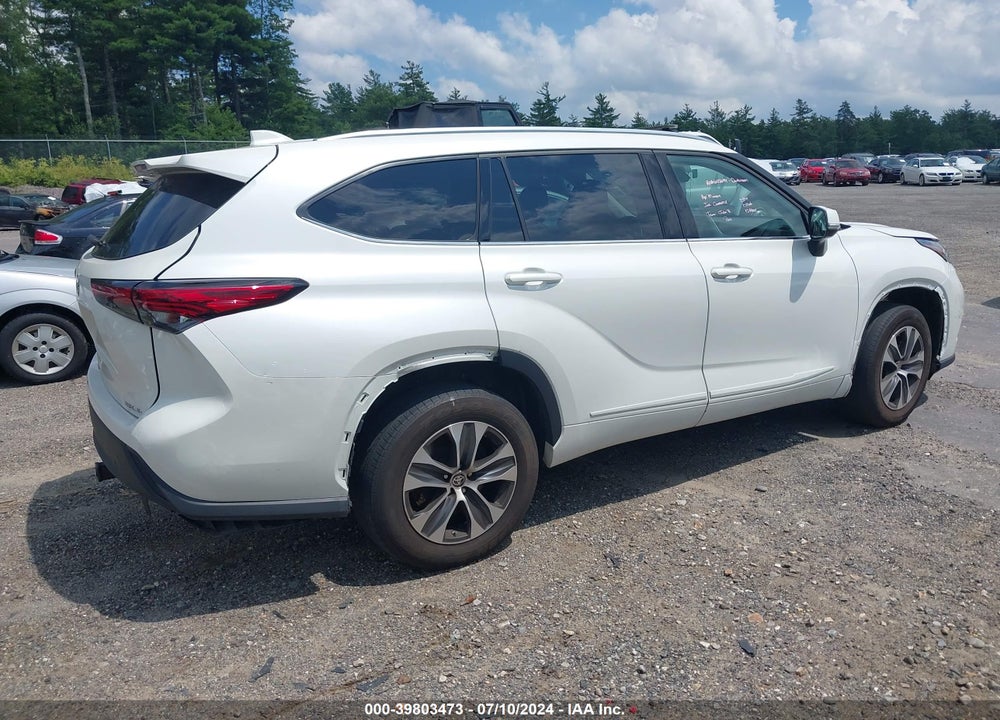 2021 TOYOTA HIGHLANDER XLE VIN: 5TDGZRBH0MS540365