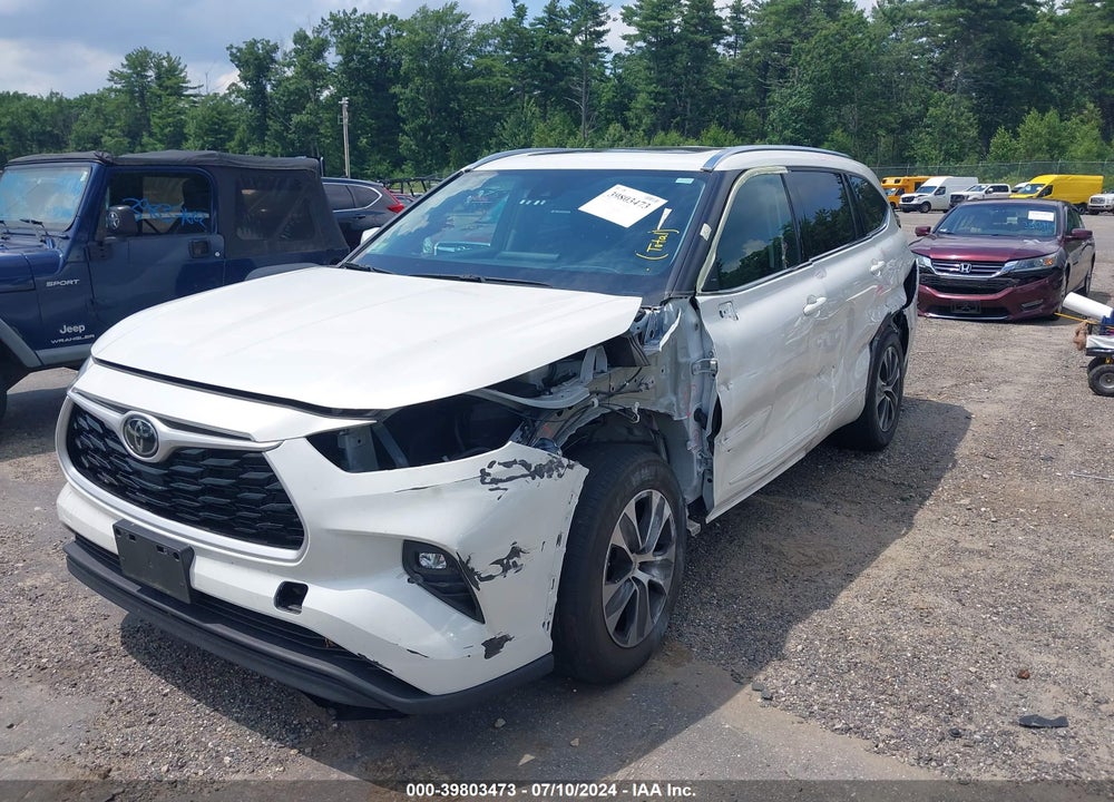 2021 TOYOTA HIGHLANDER XLE VIN: 5TDGZRBH0MS540365