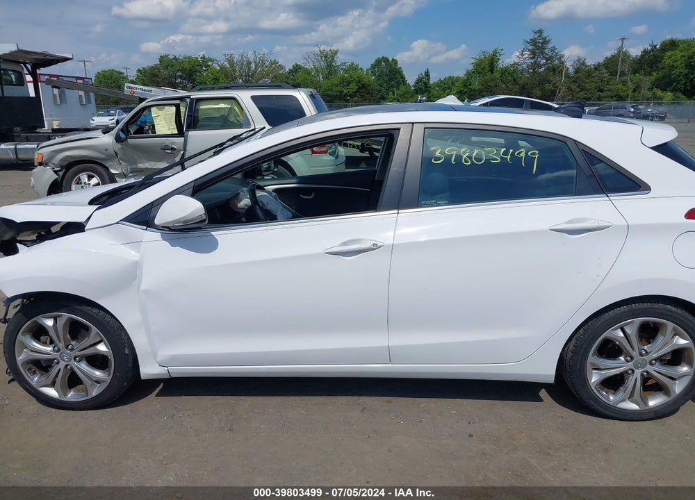 2013 HYUNDAI ELANTRA GT VIN: KMHD35LE8DU126176
