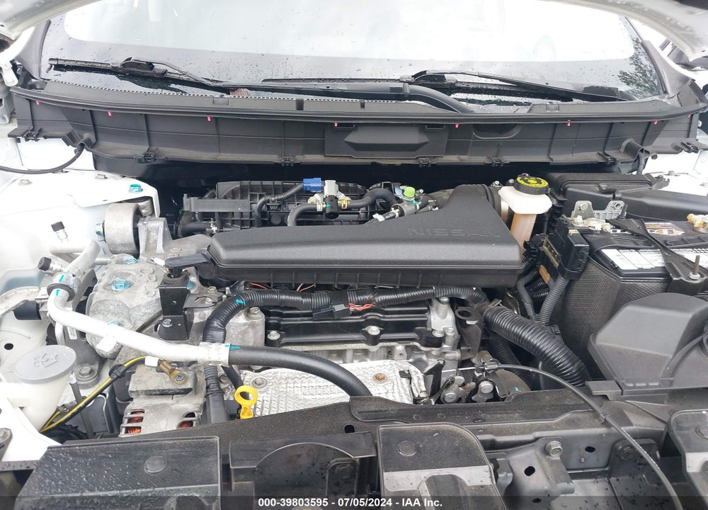 2017 NISSAN ROGUE SV VIN: KNMAT2MT9HP597129