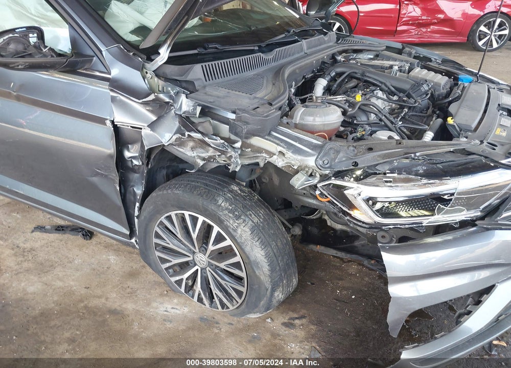 2019 VOLKSWAGEN JETTA 1.4T SEL VIN: 3VWE57BU5KM083244