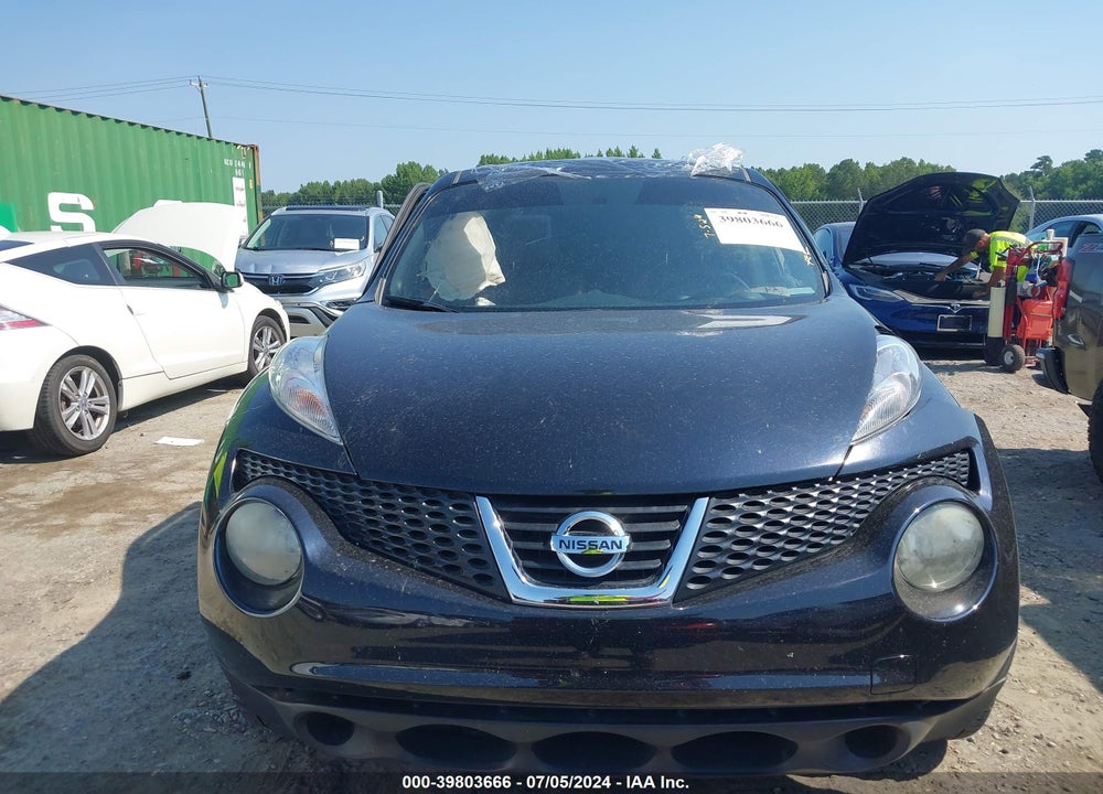 2014 NISSAN JUKE SV VIN: JN8AF5MR5ET454571