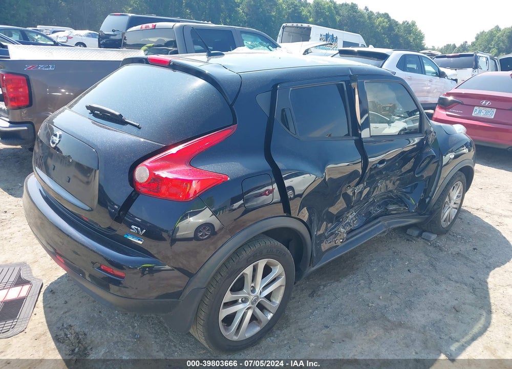 2014 NISSAN JUKE SV VIN: JN8AF5MR5ET454571