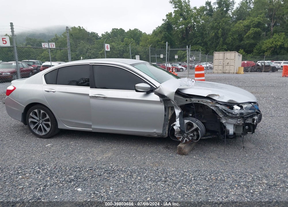 2015 HONDA ACCORD SPORT VIN: 1HGCR2F52FA128889