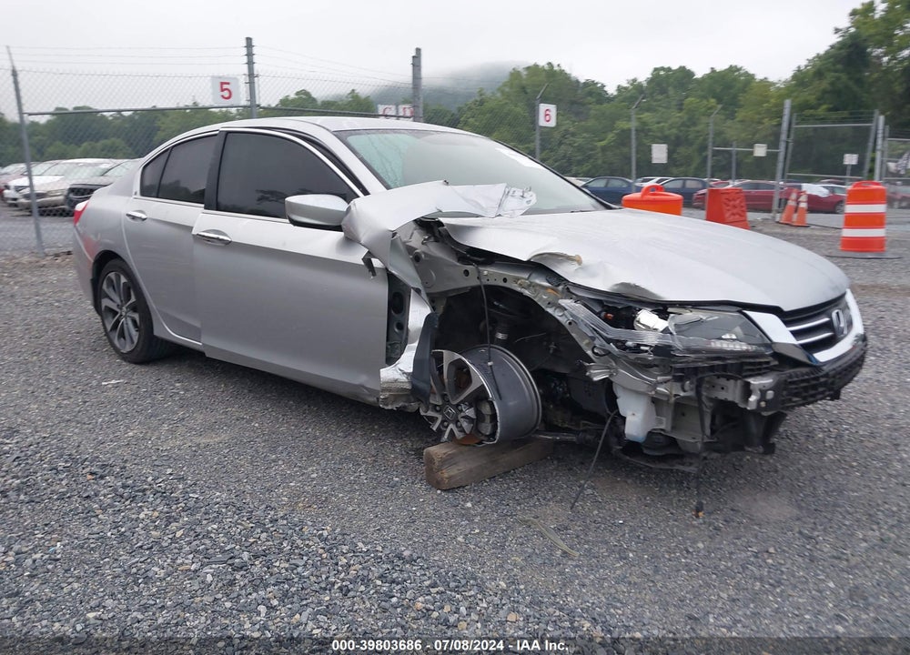 2015 HONDA ACCORD SPORT VIN: 1HGCR2F52FA128889