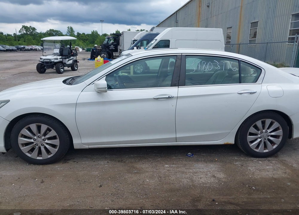 2013 HONDA ACCORD EX VIN: 1HGCR2F75DA015467
