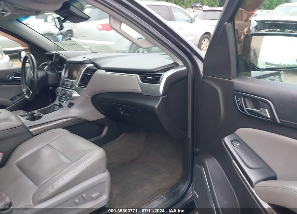 2015 CHEVROLET SUBURBAN 1500 LT VIN: 1GNSKJKC2FR153586