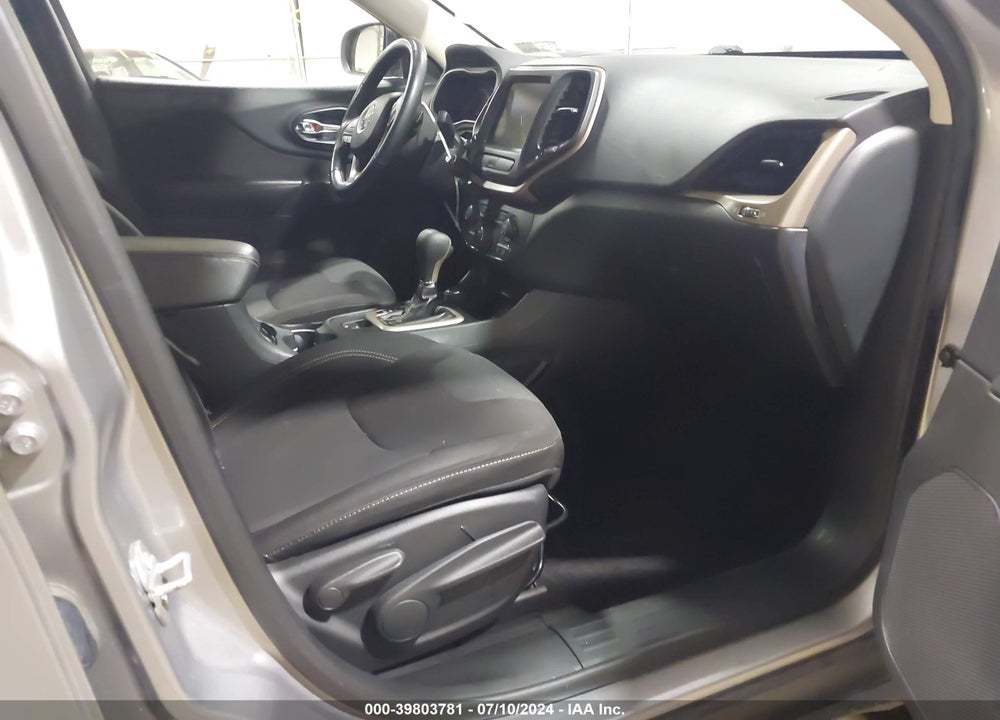2015 JEEP CHEROKEE LATITUDE VIN: 1C4PJMCB9FW789609