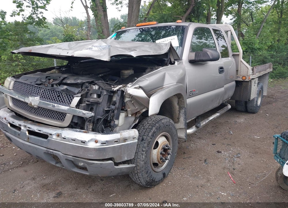 2003 CHEVROLET SILVERADO 3500 LS VIN: 1GCJK39183E153275