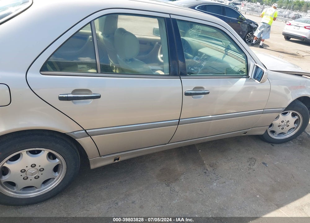 1999 MERCEDES-BENZ C 230 KOMPRESSOR VIN: WDBHA24G4XA773768