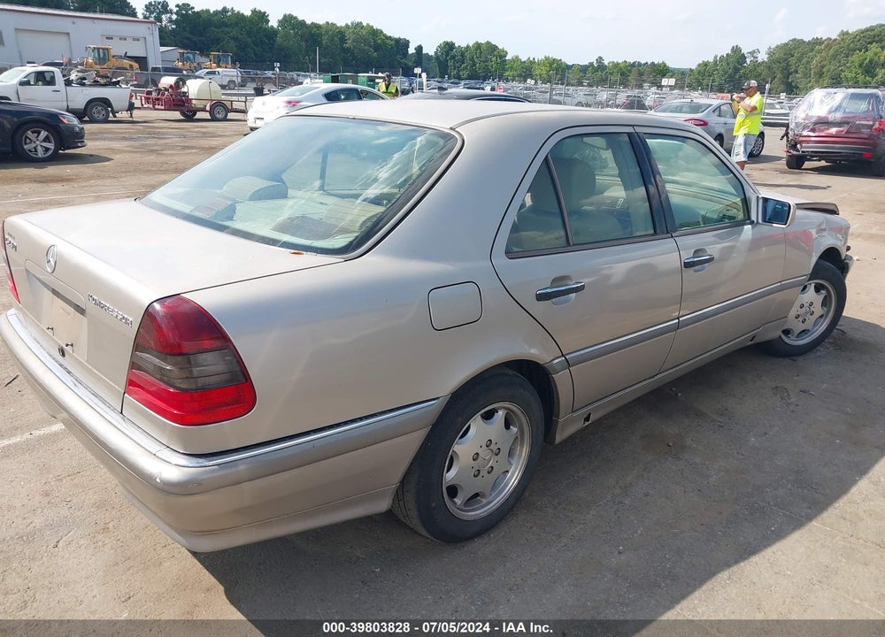 1999 MERCEDES-BENZ C 230 KOMPRESSOR VIN: WDBHA24G4XA773768