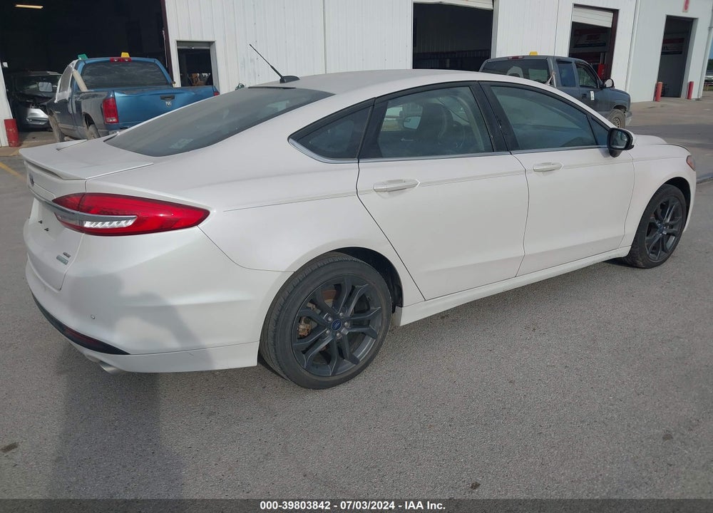 2018 FORD FUSION SE VIN: 3FA6P0HD2JR260226