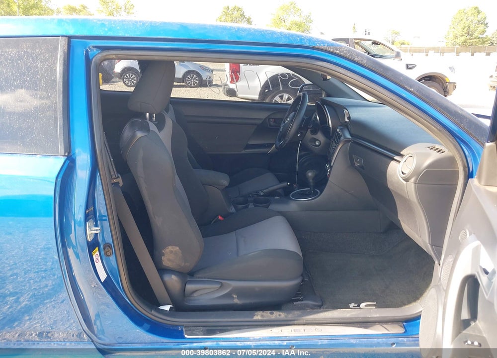 2015 SCION TC VIN: JTKJF5C70FJ002044