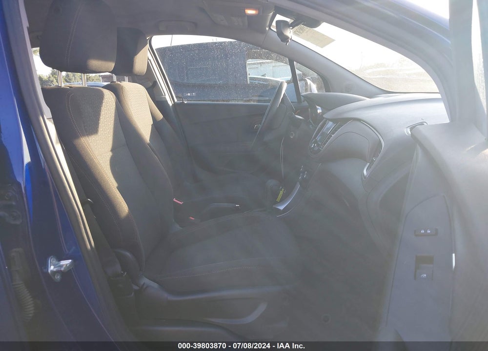 2017 CHEVROLET TRAX LS VIN: 3GNCJKSB5HL171384