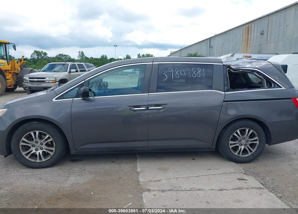2013 HONDA ODYSSEY EX-L VIN: 5FNRL5H65DB057919