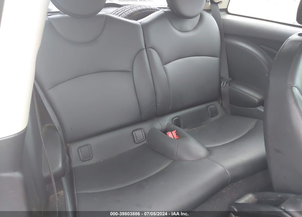 2013 MINI HARDTOP COOPER VIN: WMWSU3C59DT547212