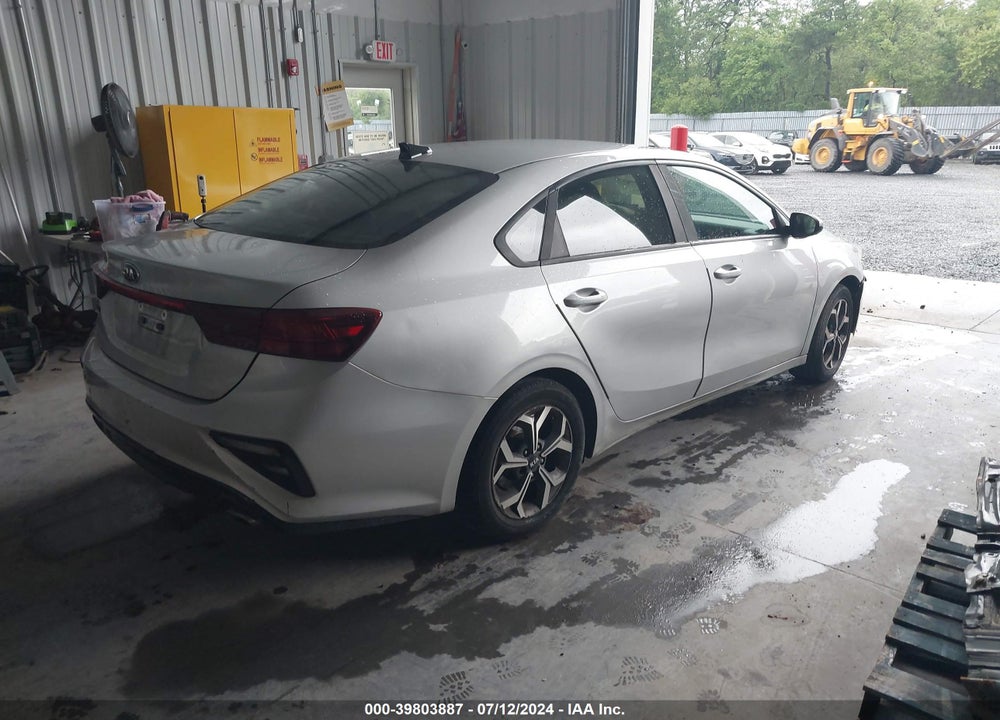 2019 KIA FORTE LXS VIN: 3KPF24AD4KE079714
