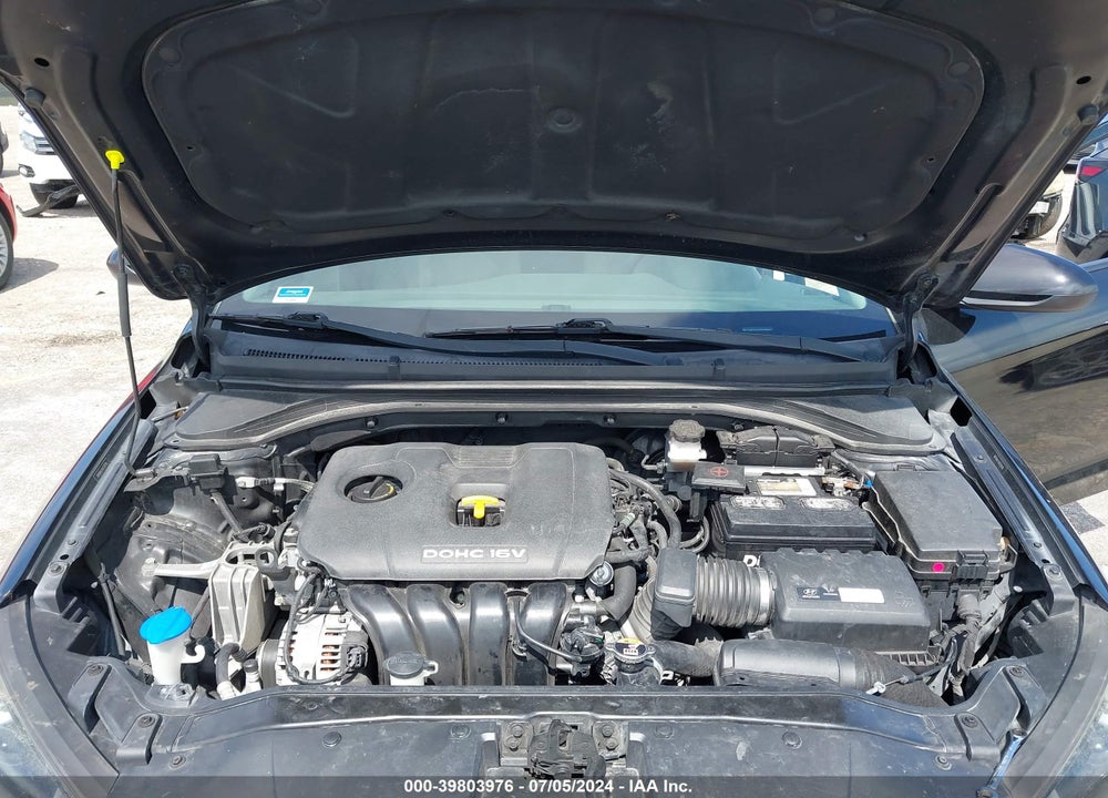 2018 HYUNDAI ELANTRA SEL VIN: 5NPD84LF9JH339796