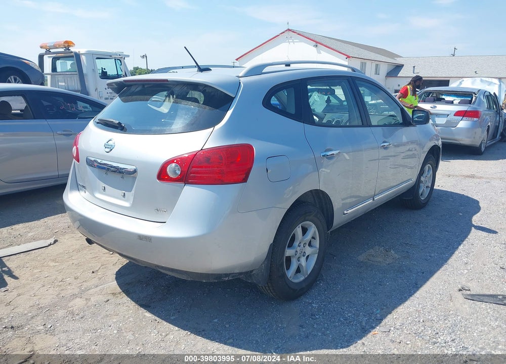 2014 NISSAN ROGUE SELECT S VIN: JN8AS5MV6EW701989