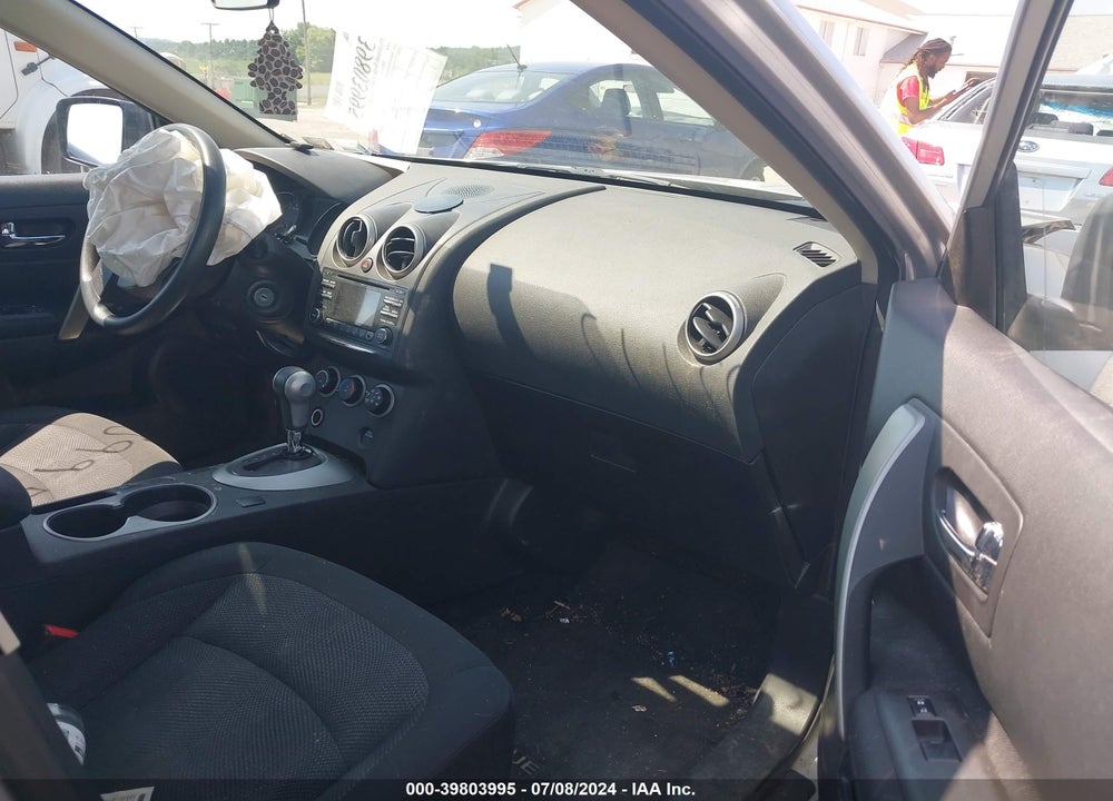 2014 NISSAN ROGUE SELECT S VIN: JN8AS5MV6EW701989
