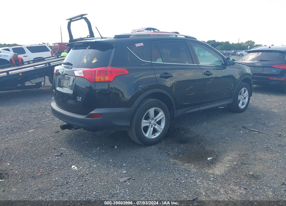 2013 TOYOTA RAV4 XLE VIN: 2T3RFREV7DW071664