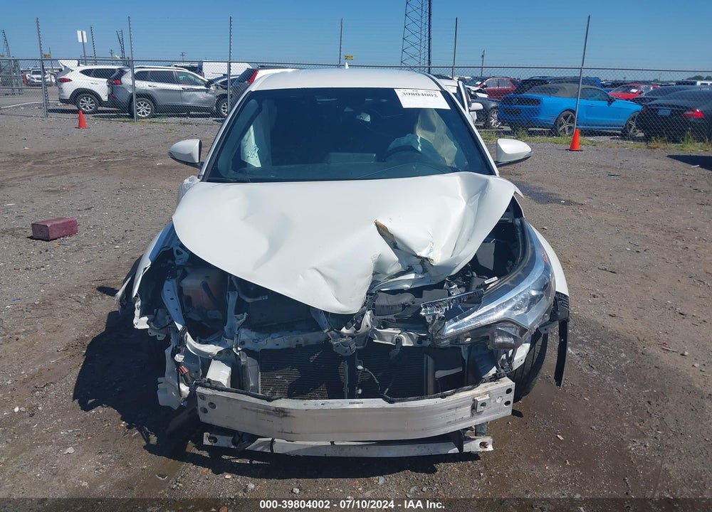 2018 TOYOTA C-HR XLE VIN: NMTKHMBX2JR051998