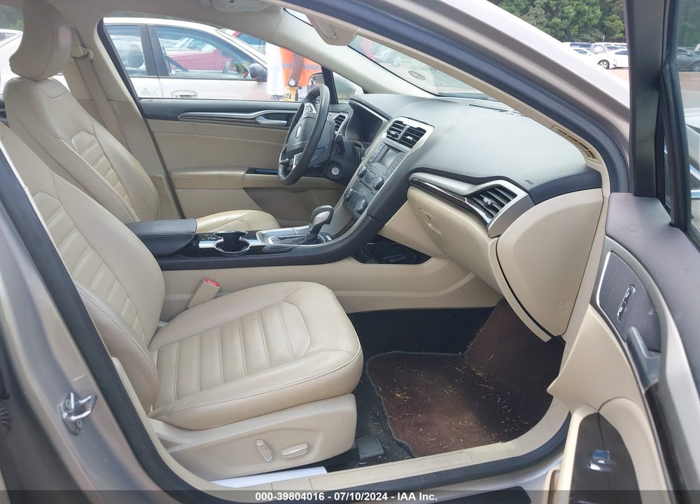 2015 FORD FUSION SE VIN: 3FA6P0H99FR261277