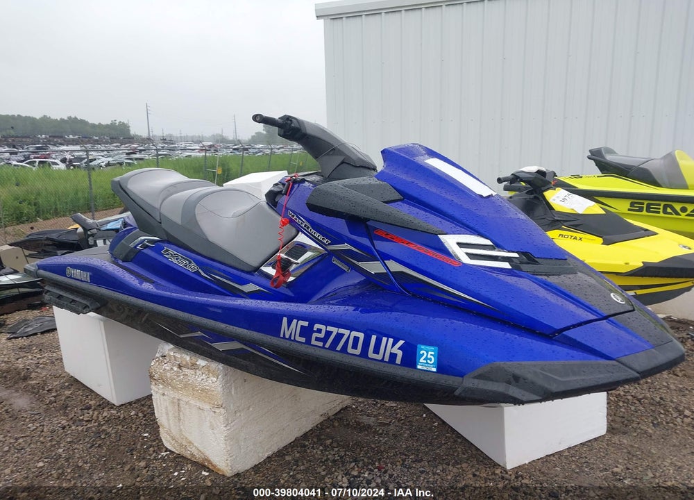 2013 YAMAHA FX-CRUISER SHO VIN: 00000YAMA30451213