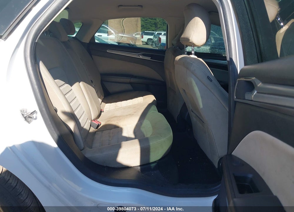 2019 FORD FUSION S VIN: 3FA6P0G76KR285613