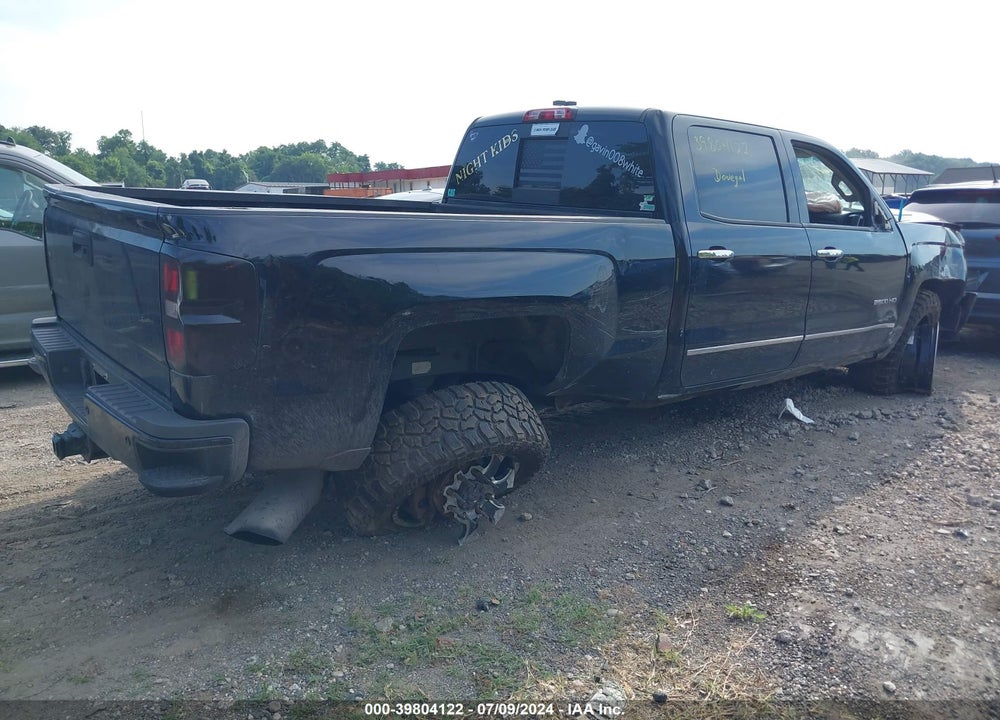 2015 CHEVROLET SILVERADO 2500HD LTZ VIN: 1GC1KWE86FF149910