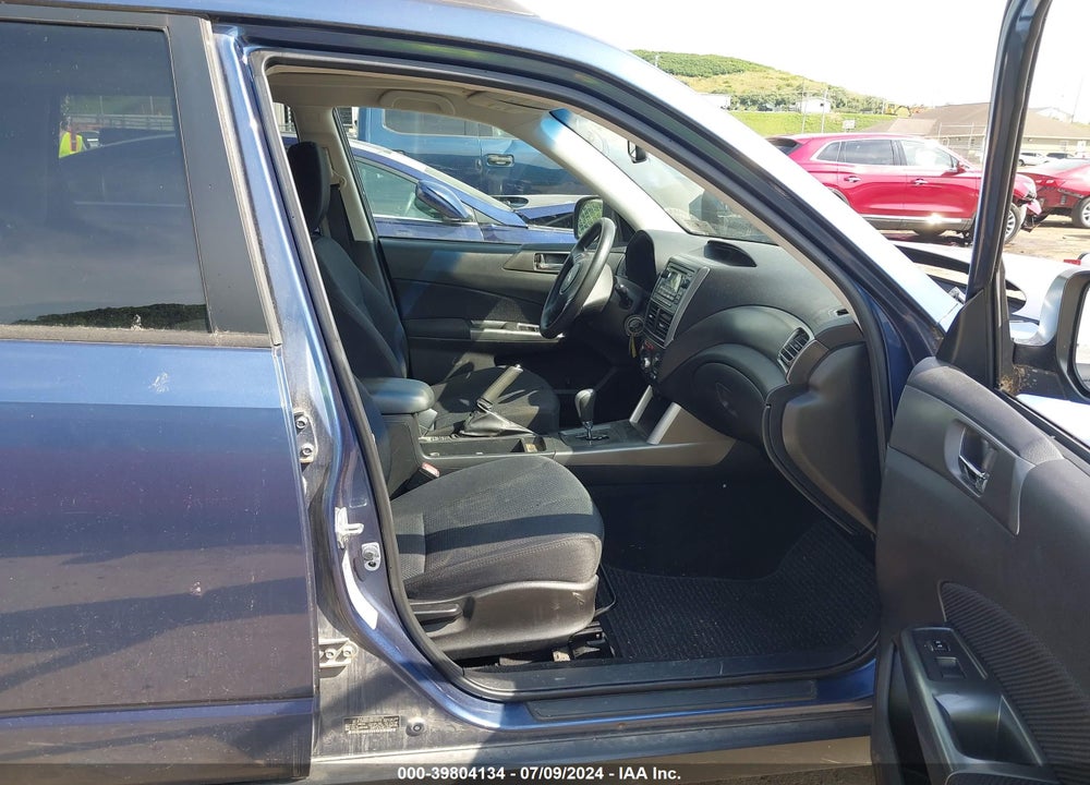 2011 SUBARU FORESTER 2.5X PREMIUM VIN: JF2SHADC5BH783091