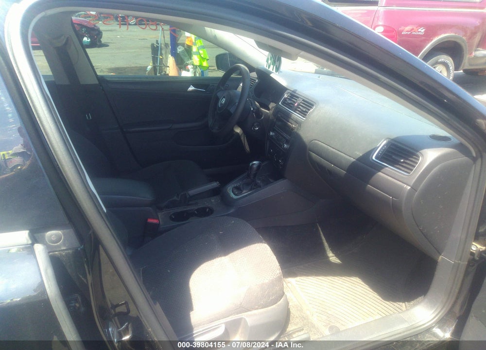 2014 VOLKSWAGEN JETTA 2.0L S VIN: 3VW2K7AJ9EM317764