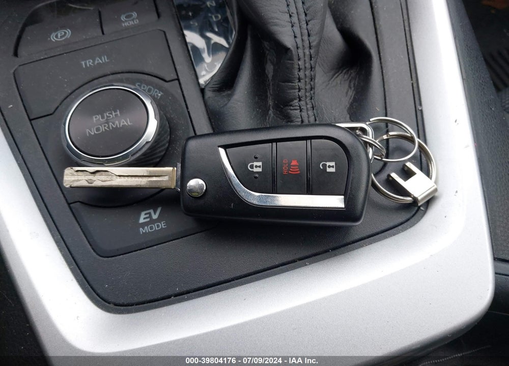 2021 TOYOTA RAV4 HYBRID LE VIN: 4T3LWRFV0MU046948