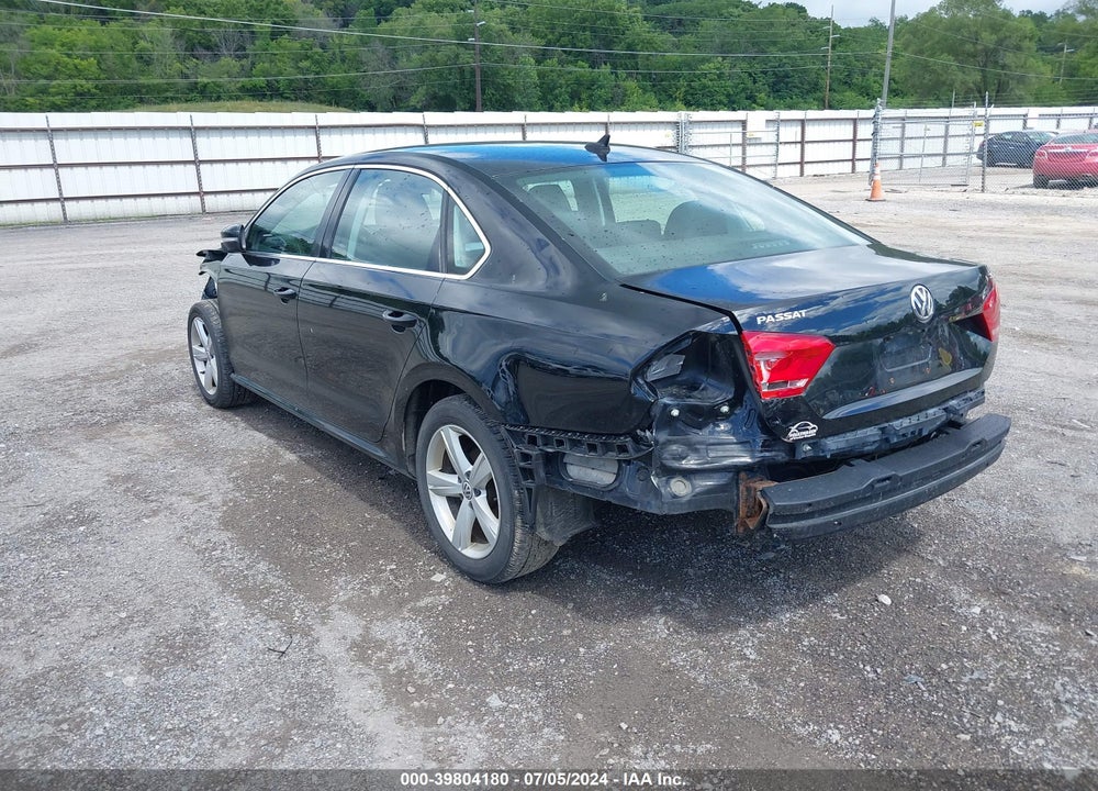 2013 VOLKSWAGEN PASSAT 2.5L SE VIN: 1VWBP7A33DC117126
