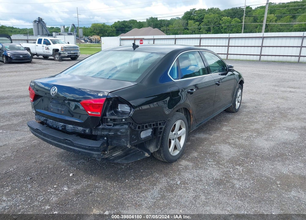 2013 VOLKSWAGEN PASSAT 2.5L SE VIN: 1VWBP7A33DC117126