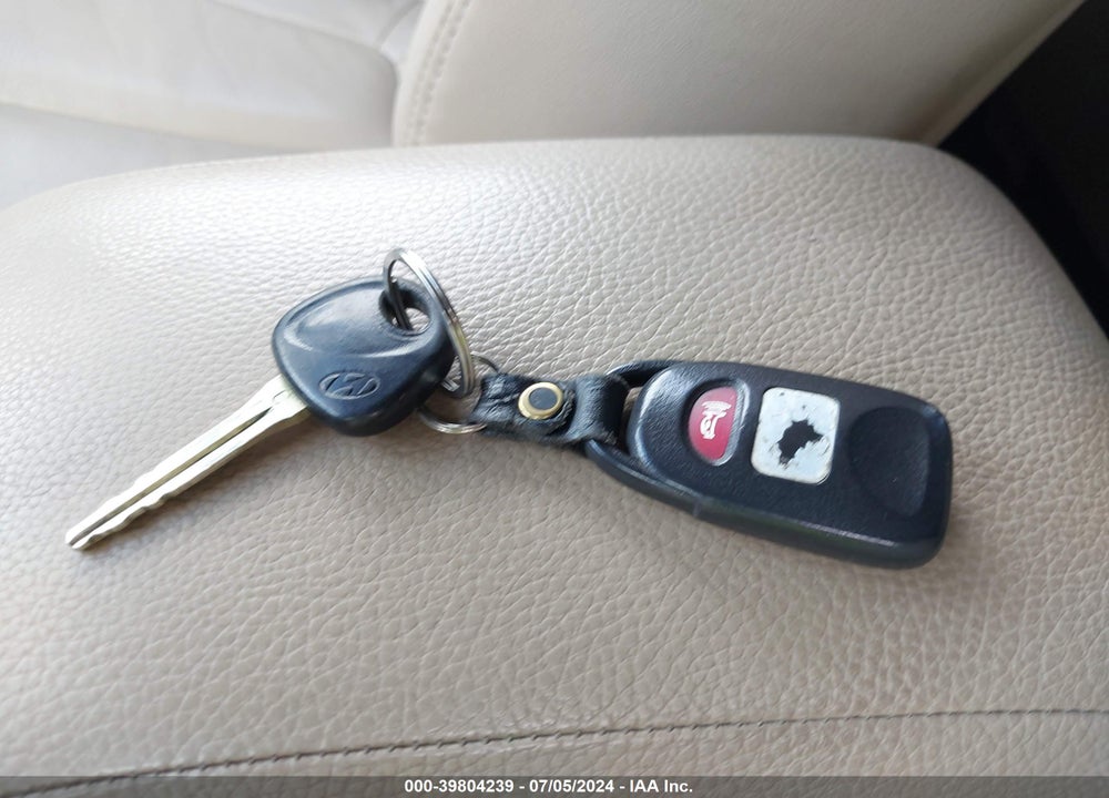 2012 HYUNDAI SANTA FE LIMITED V6 VIN: 5XYZK4AG2CG106680